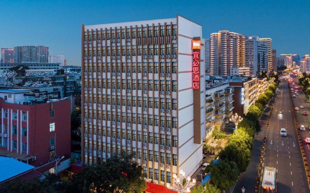 Hotel Ibis Kunming Beijing Rd Zewnętrze zdjęcie